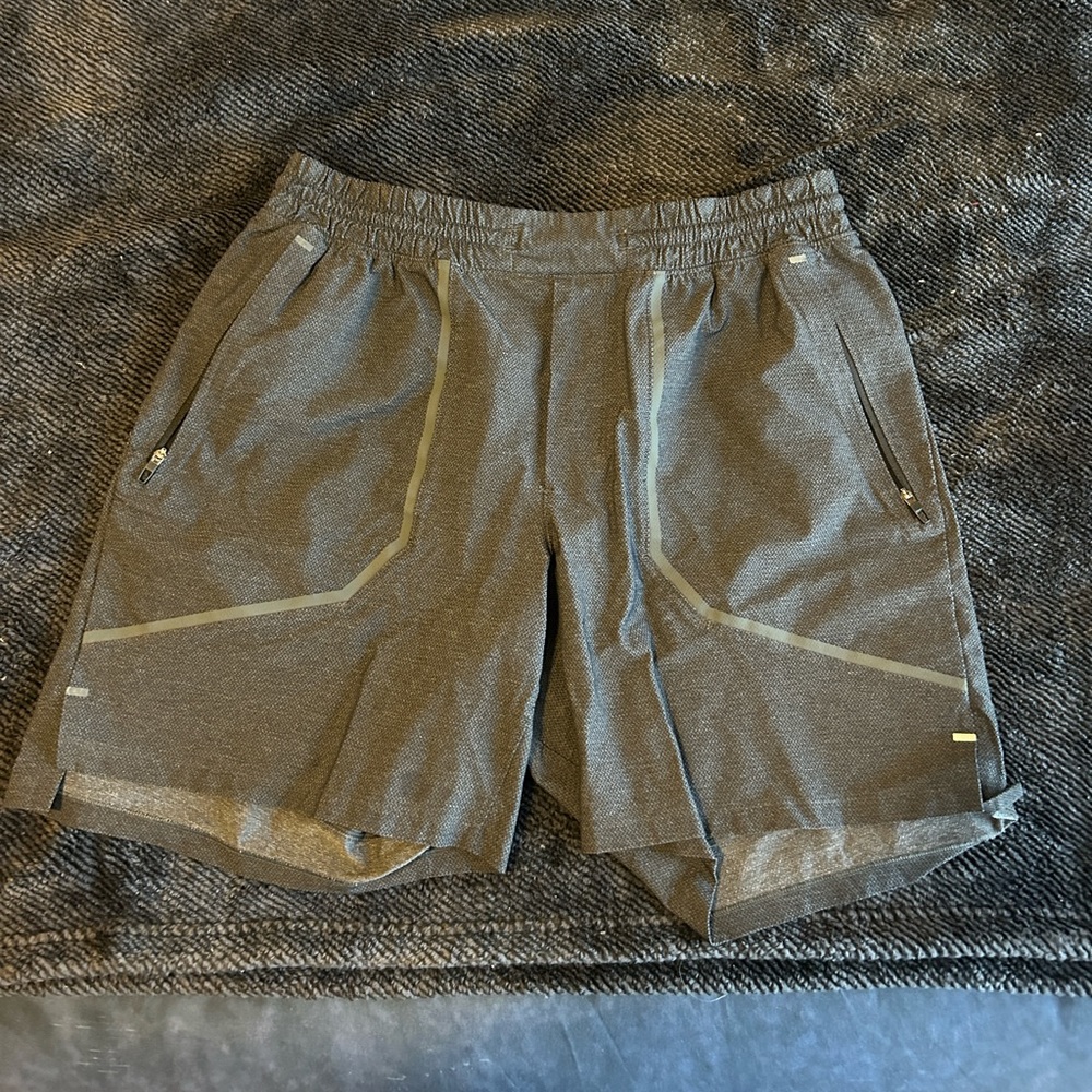 Lululemon License to Train short